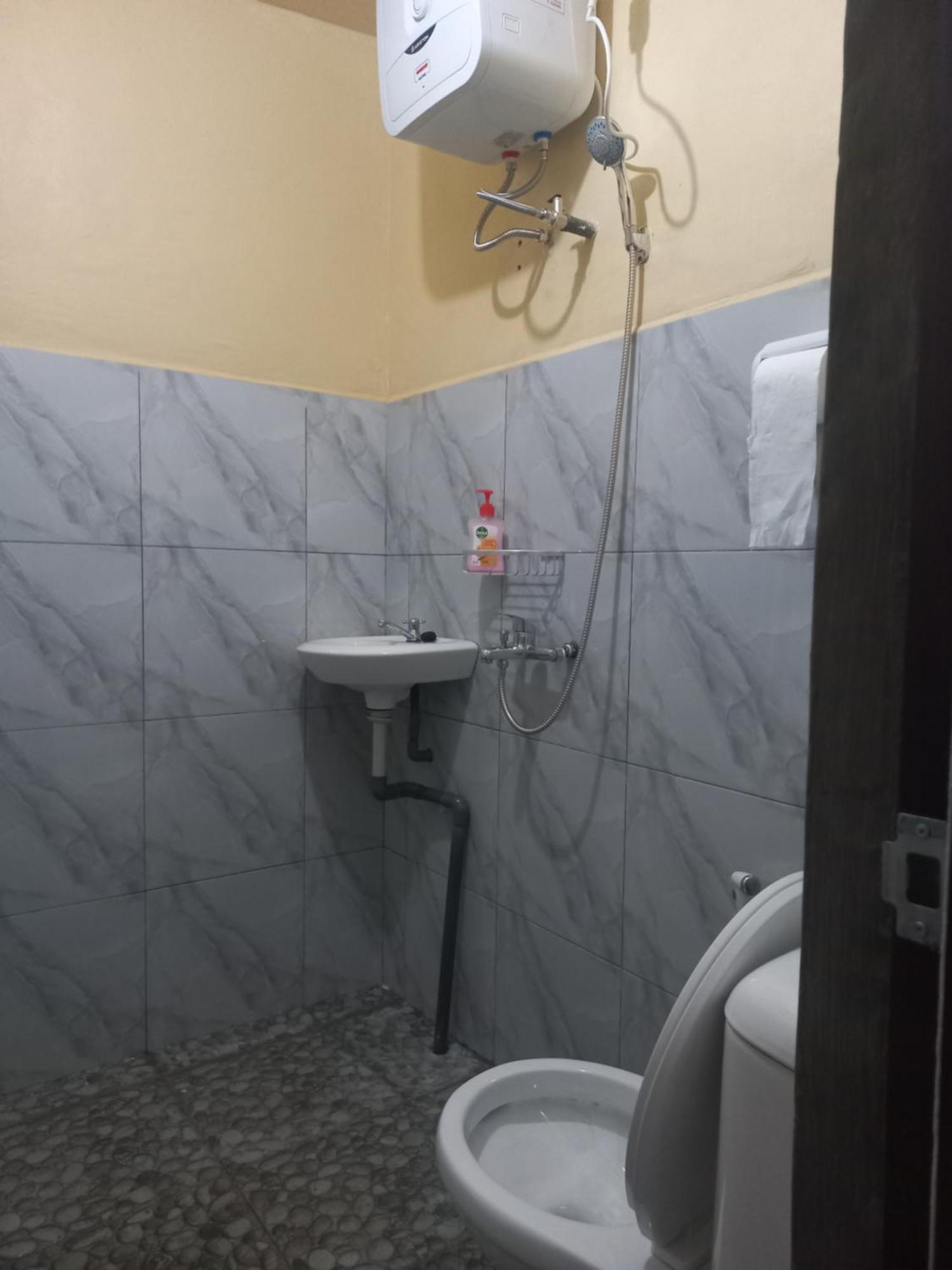 Sun Rice Homestay روتينج الغرفة الصورة